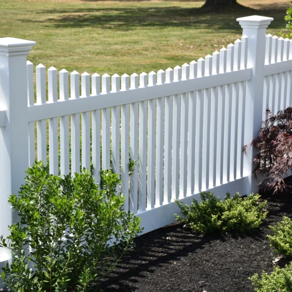 VF_ClassicScallopPicket_White_4FT_0617_8