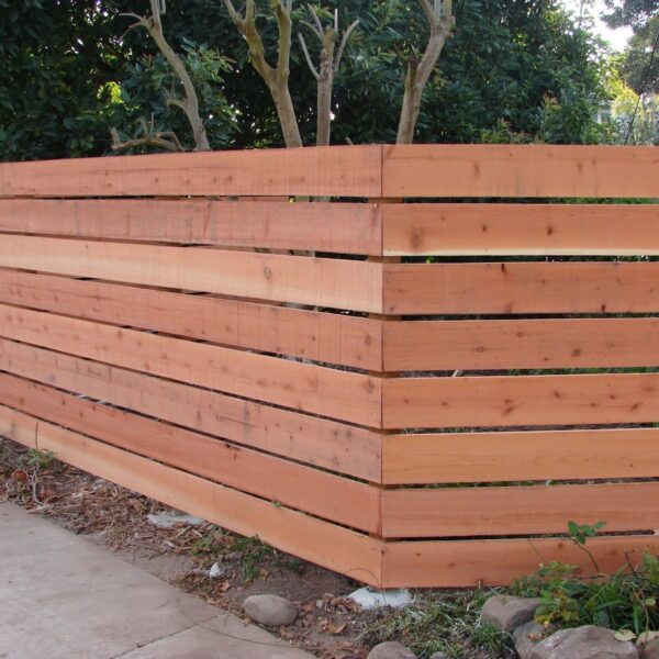 horizontal semi privacy wood fence