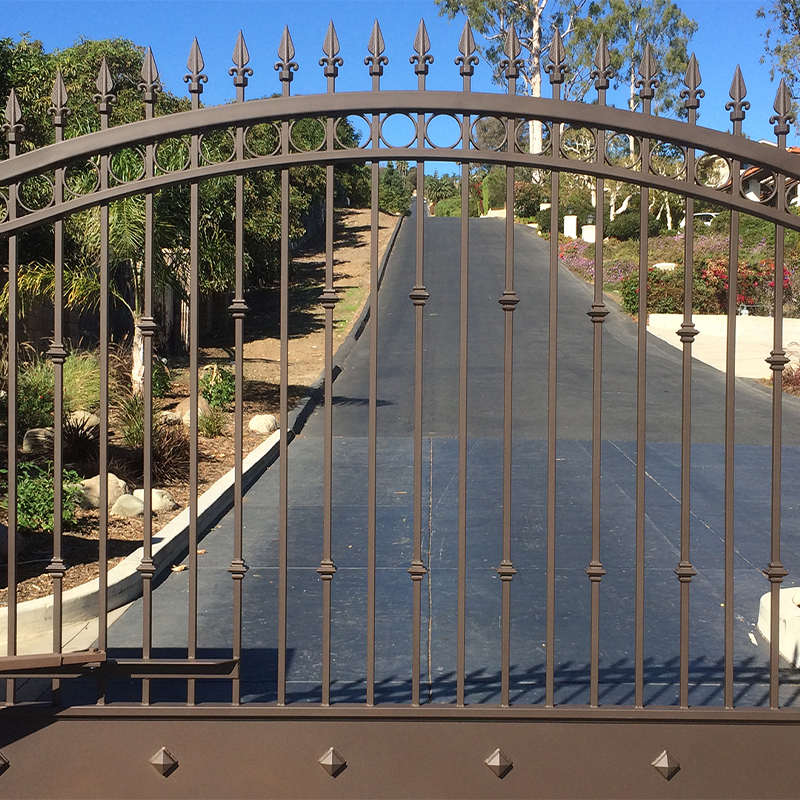 hoa-property-management-fencing-and-gates-controlled-entry-and-amenity-access